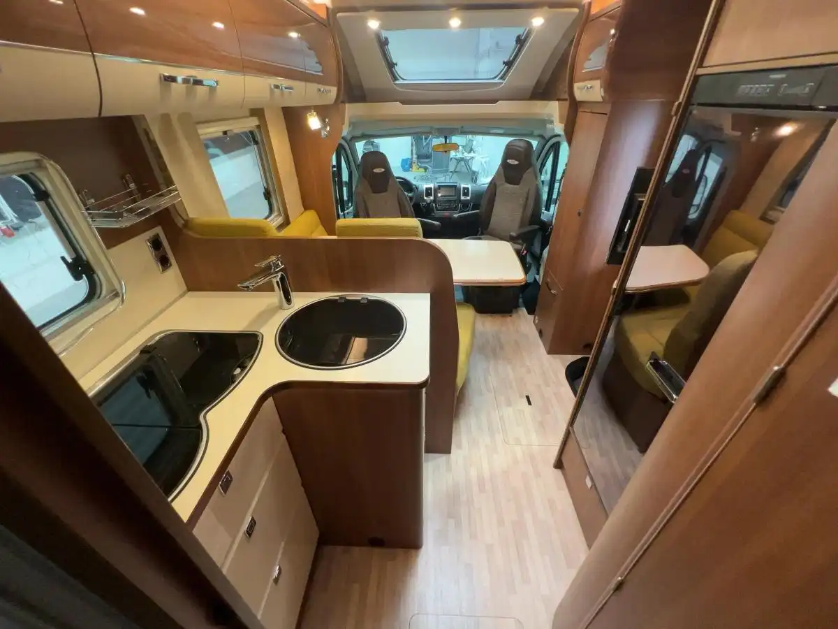 LMC Cruiser Comfortline  T 732 G  - Ansicht 8